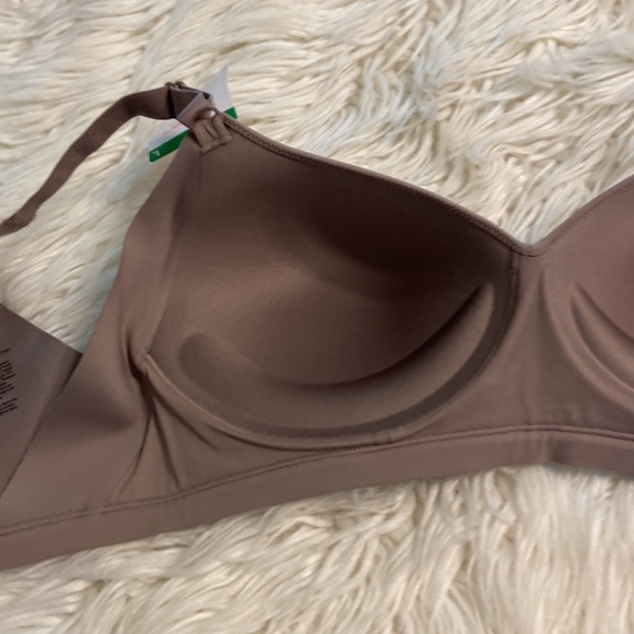 Warners Wireless Lift Bra size L brand new with tags please see all pictures - Picture 6 of 13